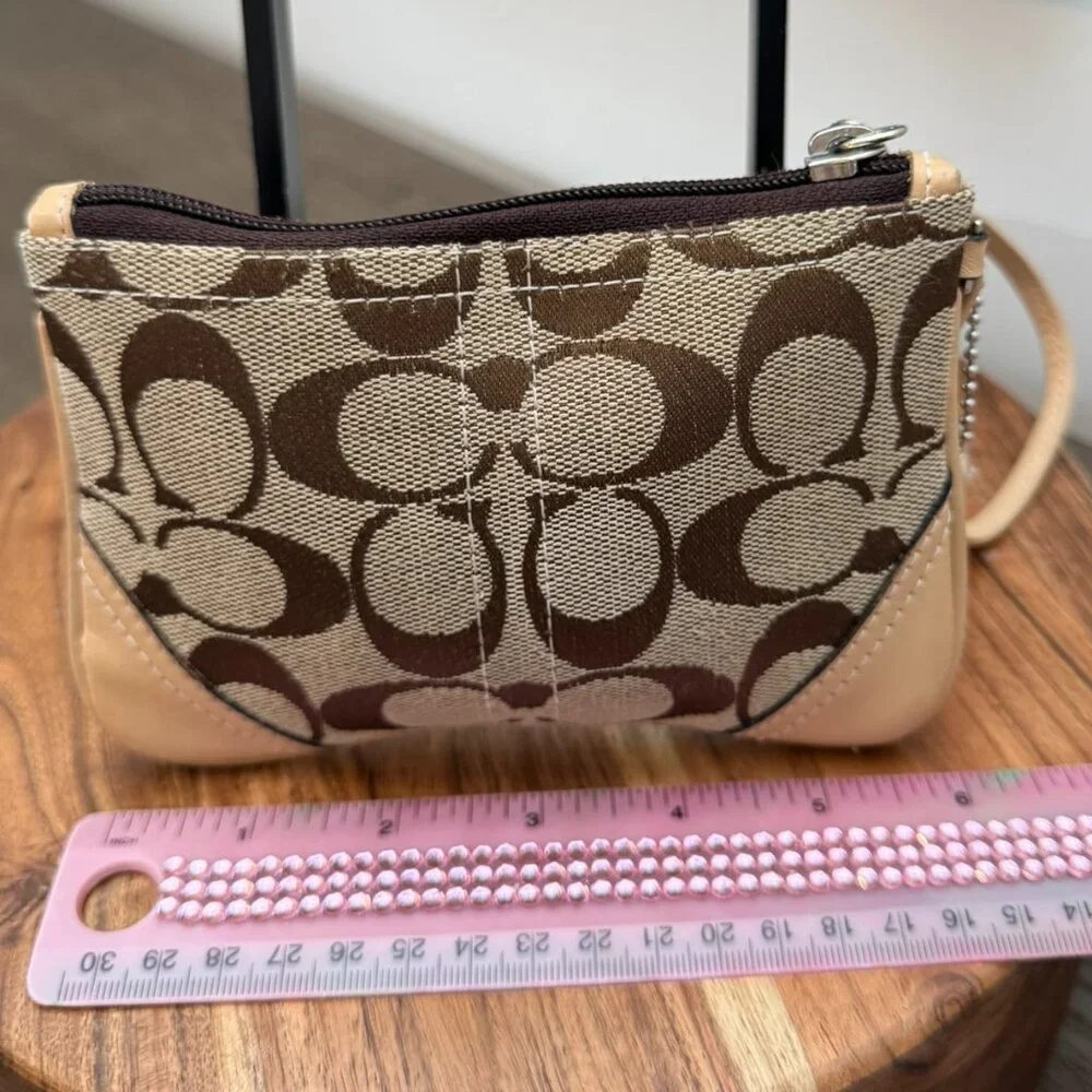 Coach Signature C Canvas Wristlet Brown Tan Leather Trim Zip Pouch - Picture 6 of 7